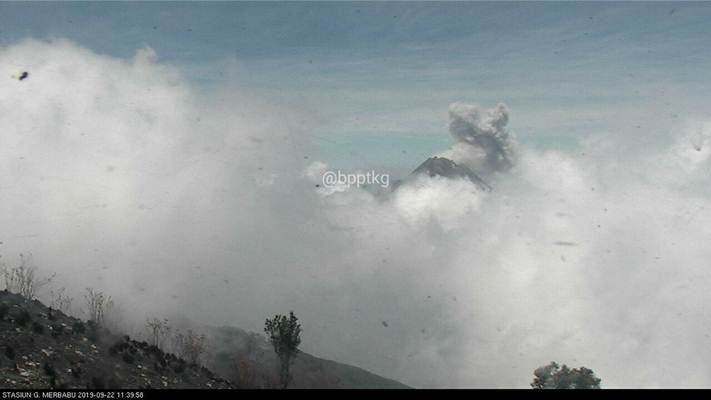 erupsi Gunung Merapi