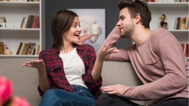 Cara Memulai Deep Talk Dengan Pasangan