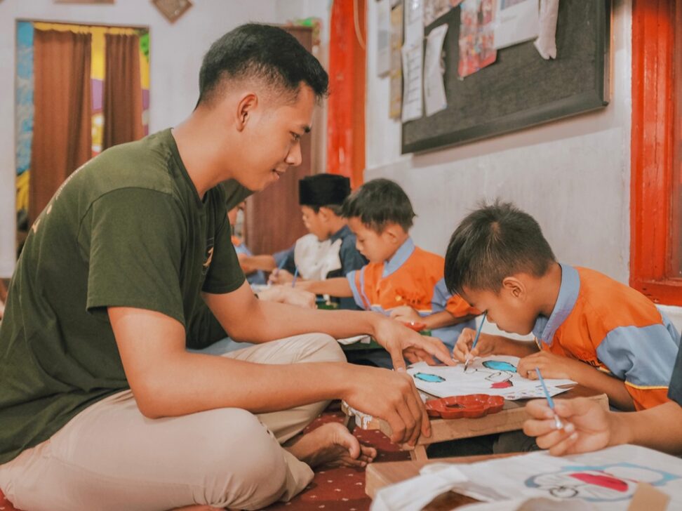 Hotel Harper Malioboro Yogyakarta Rayakan Ulang Tahun ke-9 dengan Berbagi Kebahagiaan bersama Anak-Anak Panti Asuhan