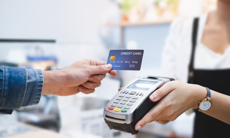 Bahaya Kartu Kredit