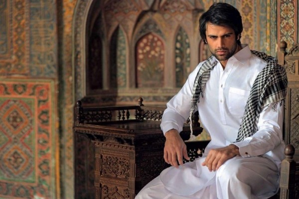 Pernak Pernik Ramadhan : Tips Memilih Baju Lebaran untuk Pria